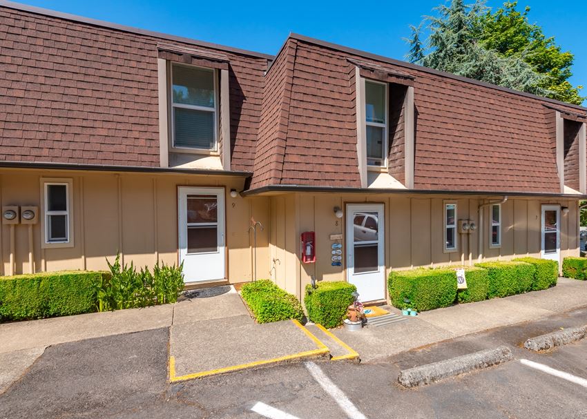 French Glen Apartments, 19555 Willamette Drive, West Linn, OR RentCafe